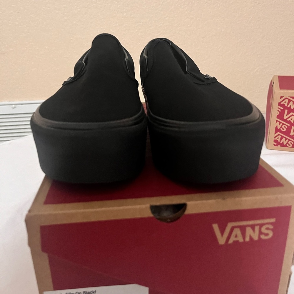 Black classic slip on stack vans